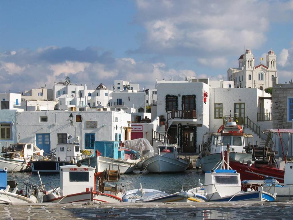 Sunloft-Paros Aparthotel Náousa Exteriör bild