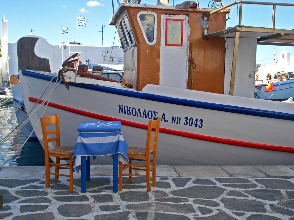 Sunloft-Paros Aparthotel Náousa Exteriör bild
