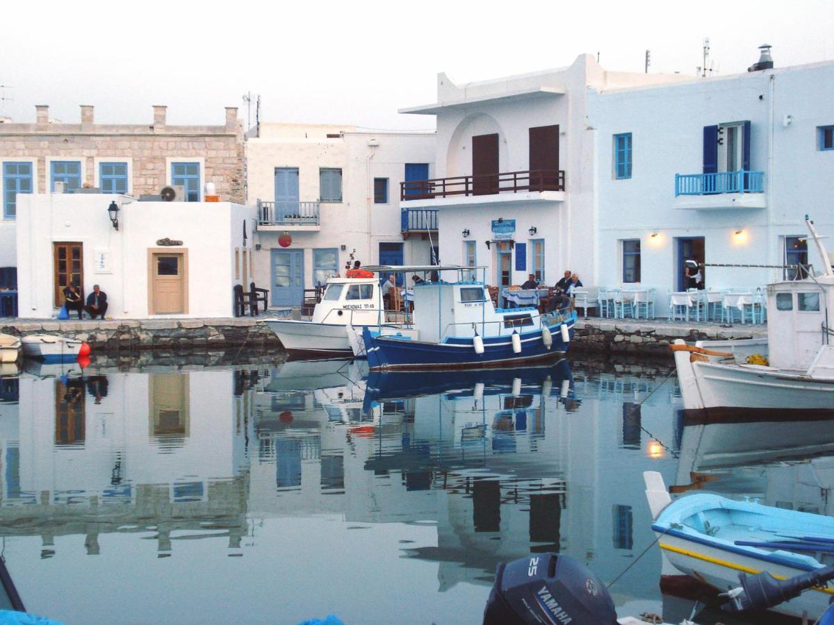 Sunloft-Paros Aparthotel Náousa Exteriör bild